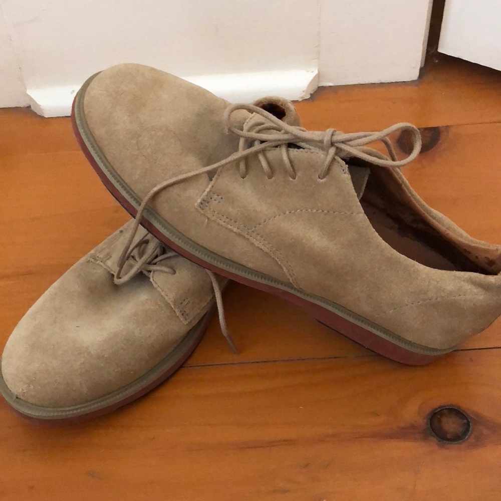 Lands’ End boys oxford suede shoes